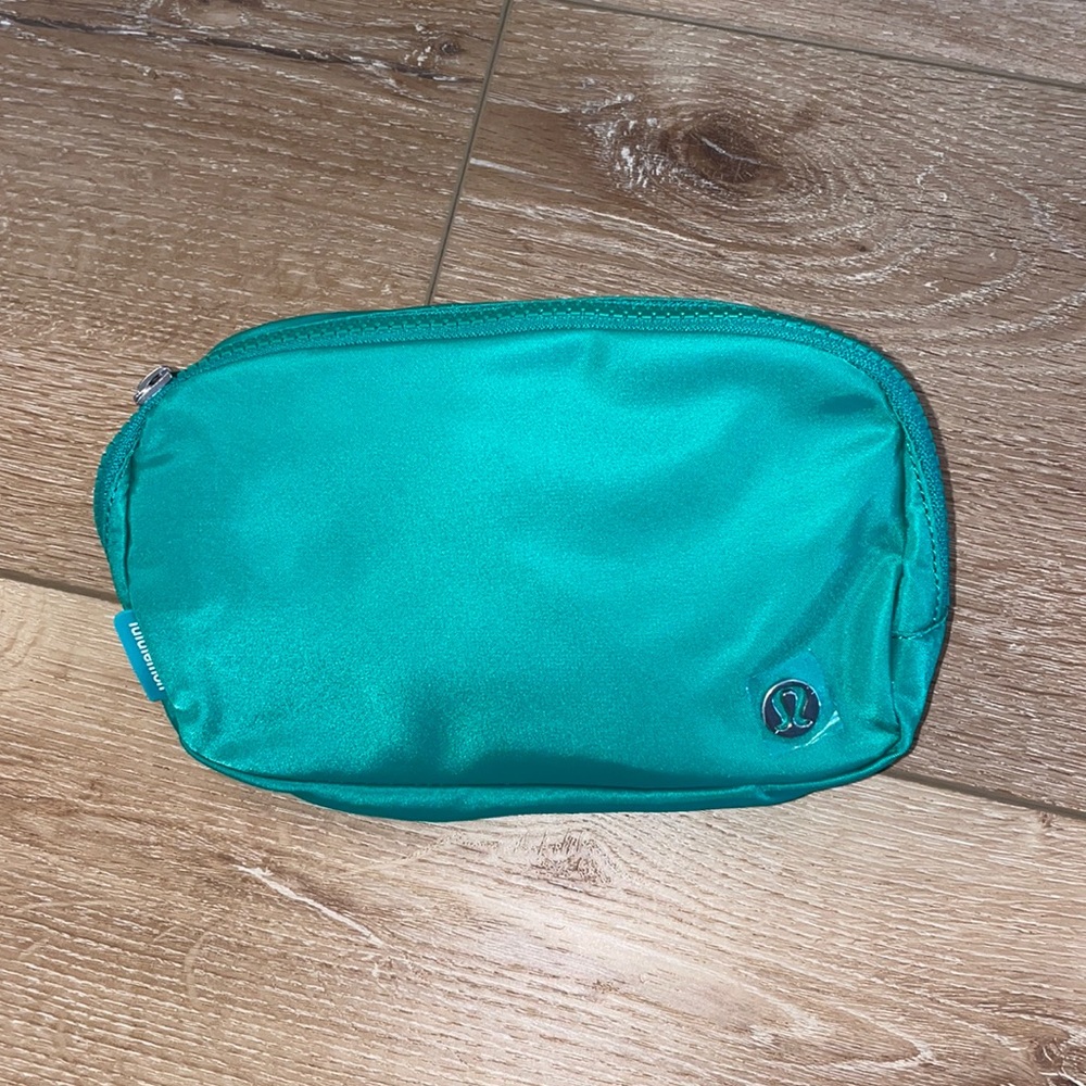 Lululemon belt bag